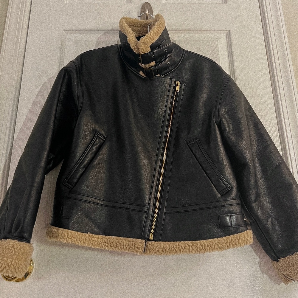 Shearling jacket - Picture 5 of 8